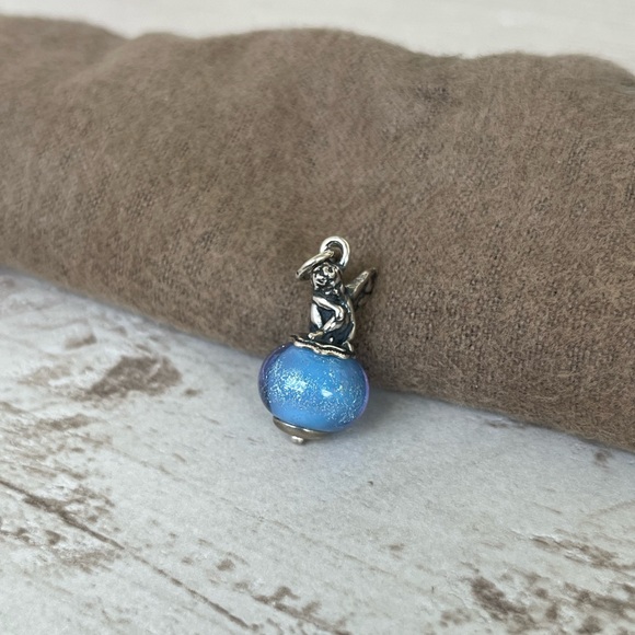 James Avery - Picture 1 of 5